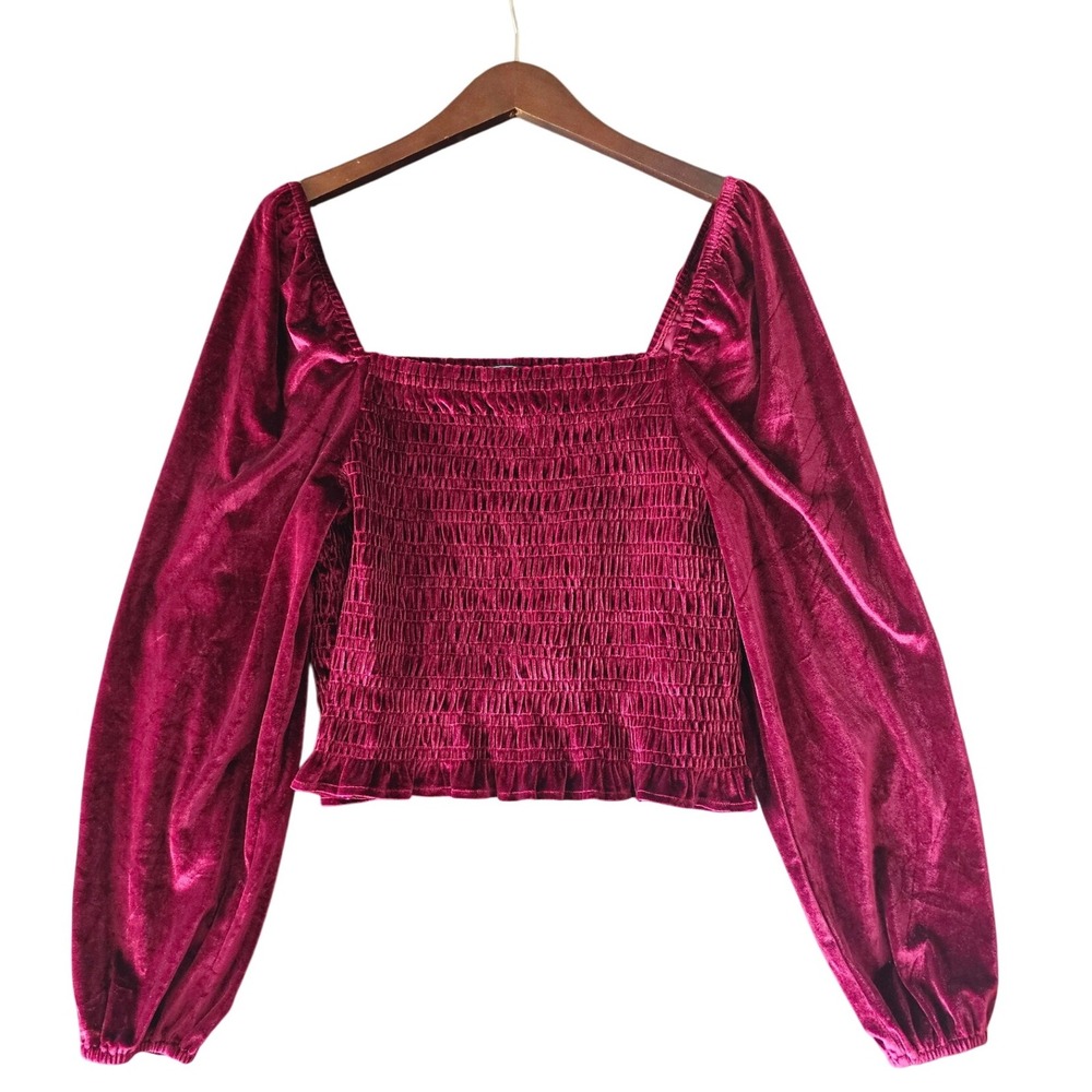 Bagatelle Collection Women's XL Velvet Long Sleeve‎ Square Neck Smocked Crop Top